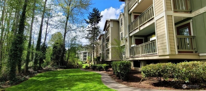 7711 NE 175th Street, Kenmore, WA 98028