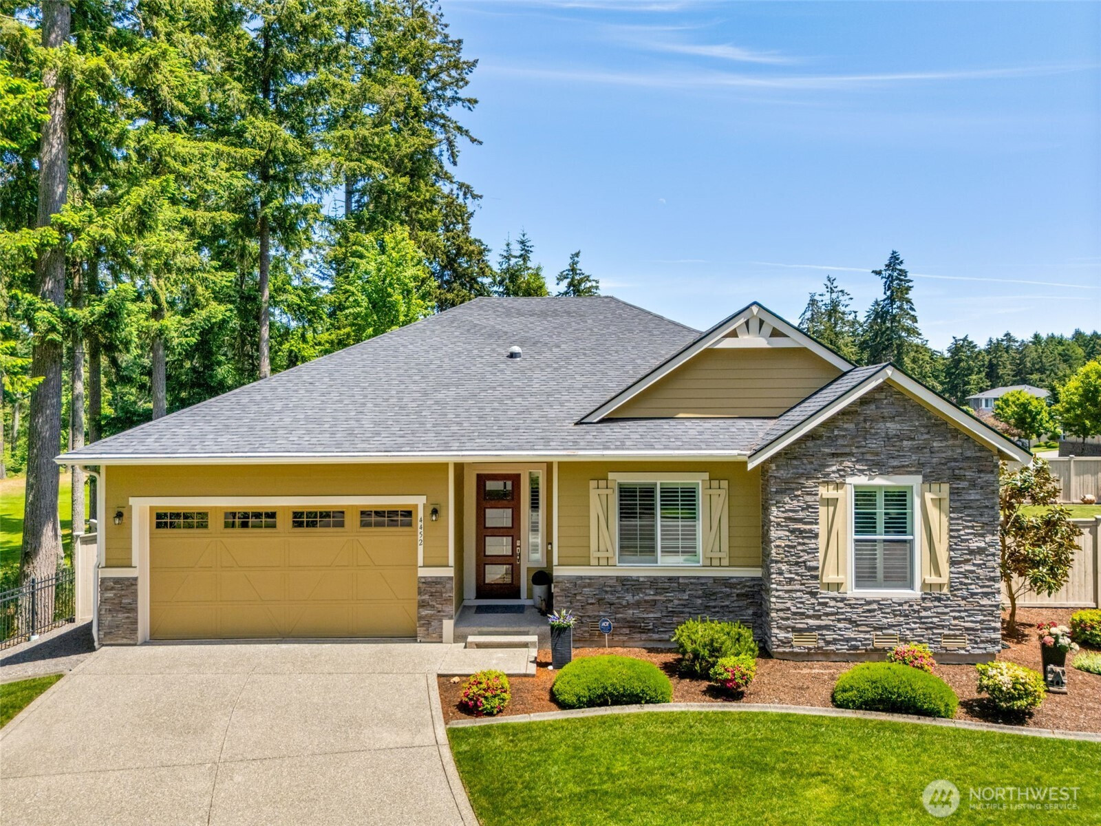 4452 Campus Drive NE, Lacey, WA 98516