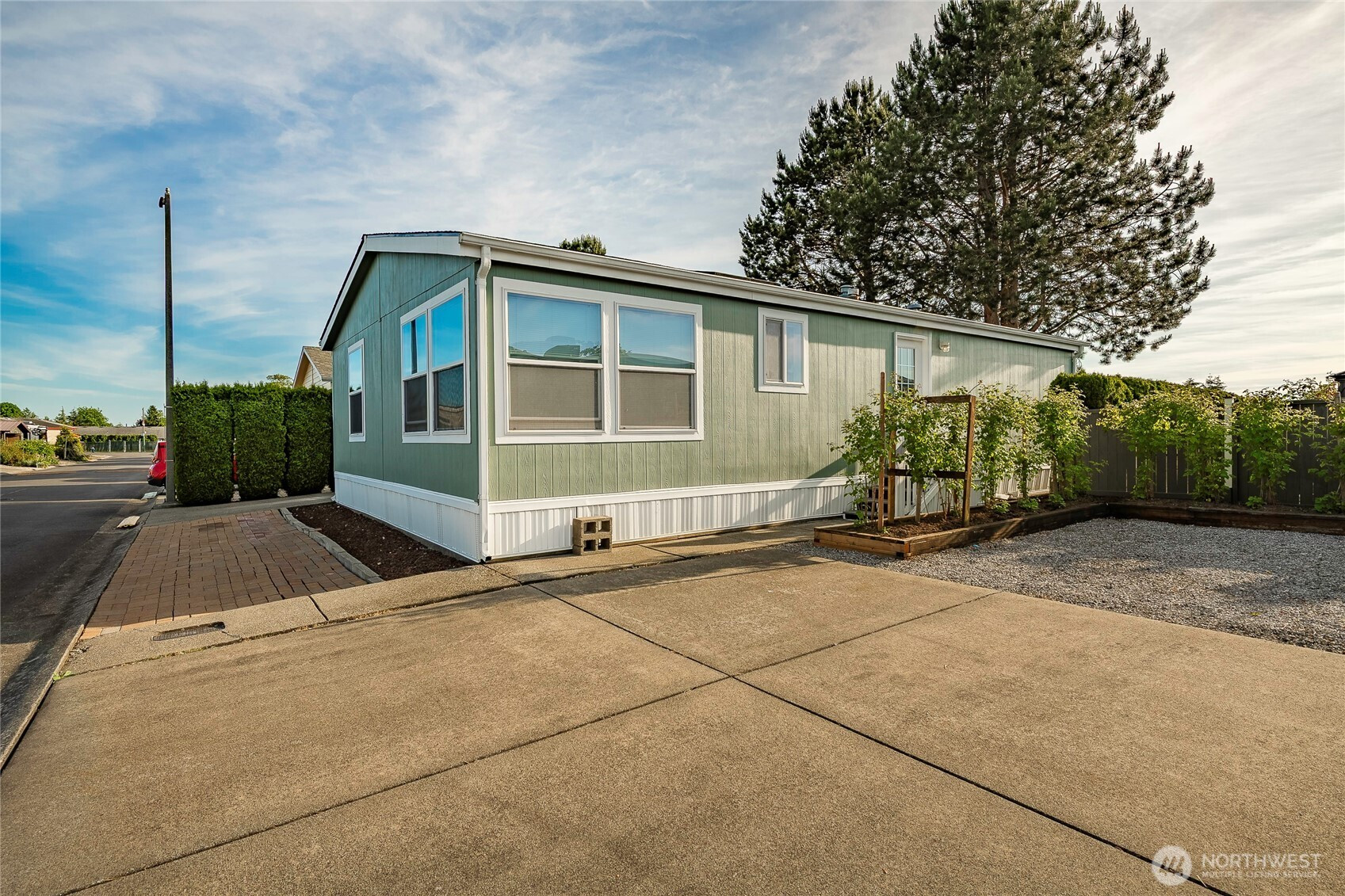 4751 Birch Bay Lynden Road, Blaine, WA 98230