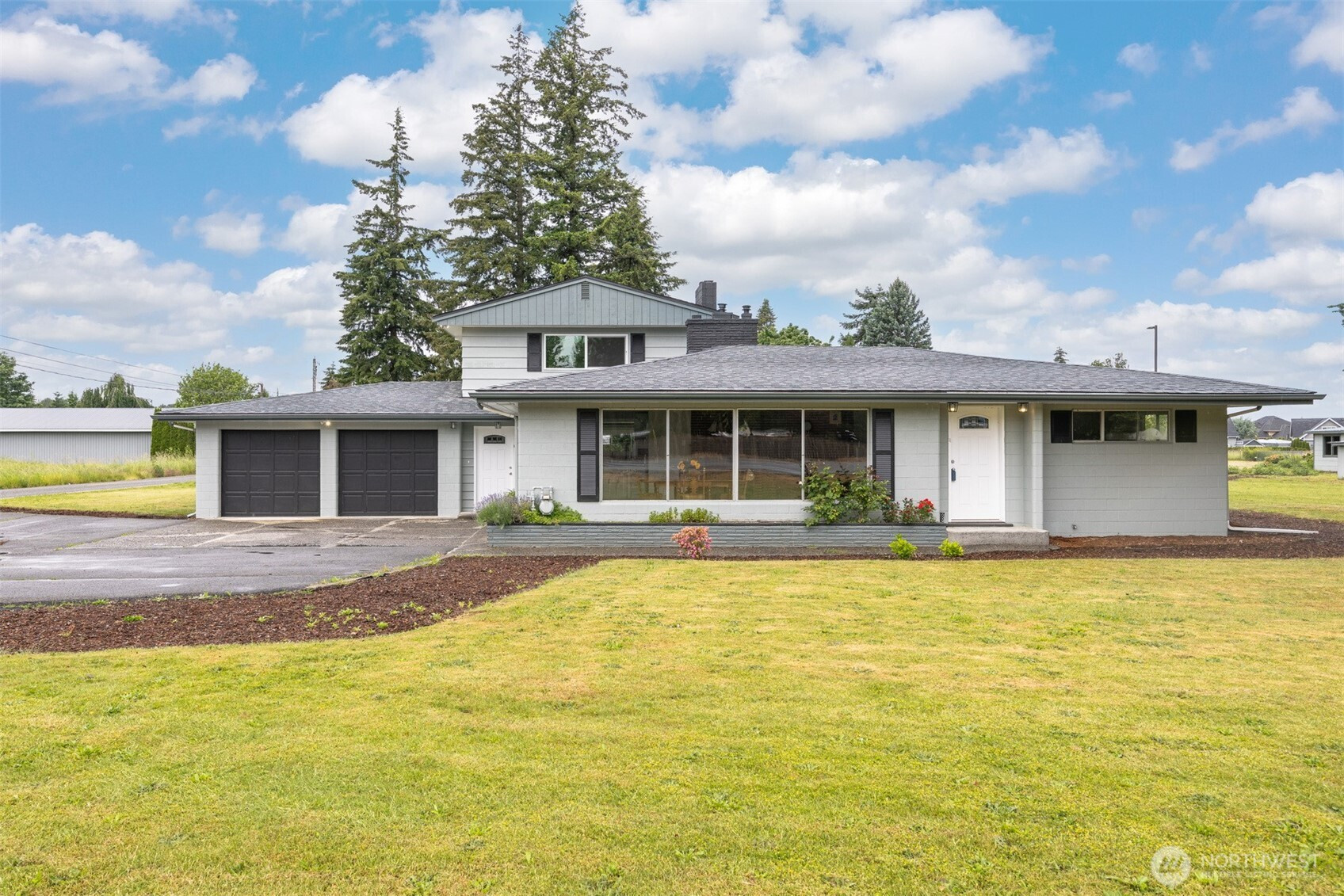 108 W Bartlett Road, Lynden, WA 98264