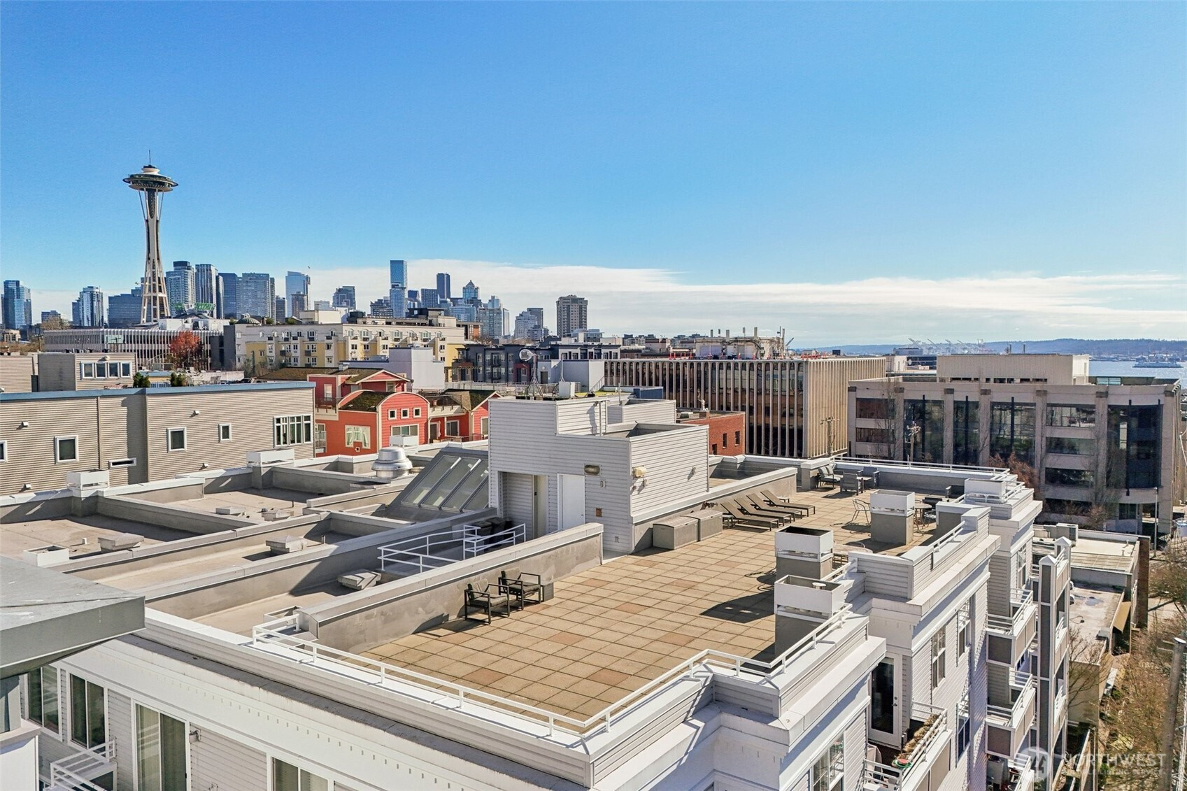 520 2nd Avenue W, Seattle, WA 98119