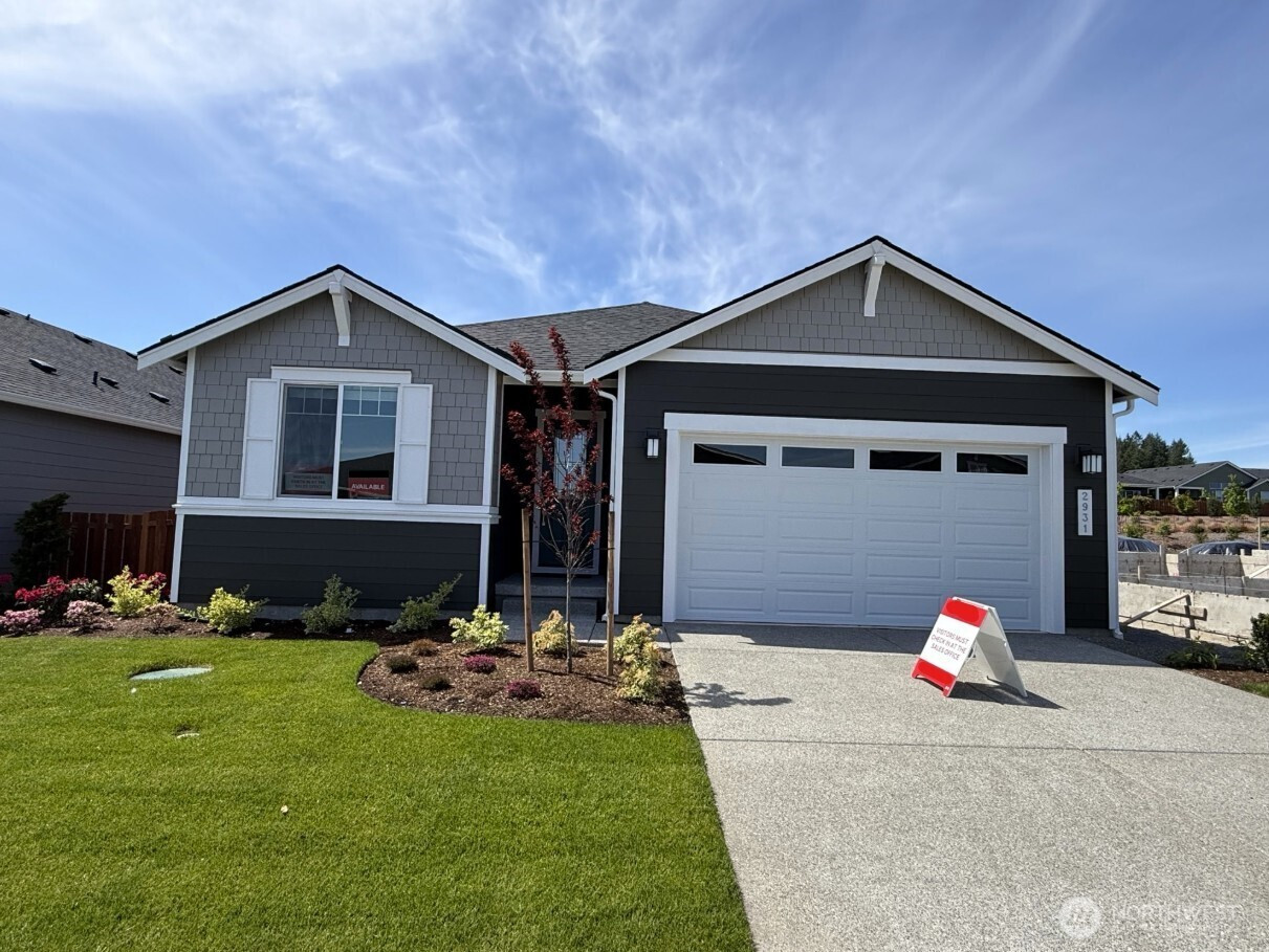 2931 Balsamroot Drive SE, Lacey, WA 98513