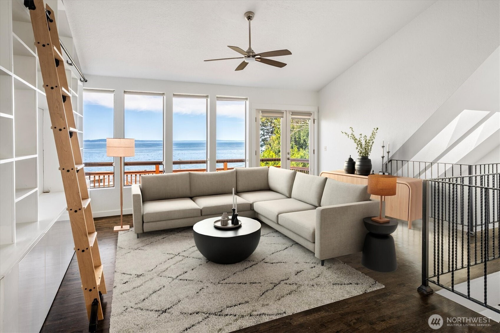 2364 Hobart Avenue SW, Seattle, WA 98116