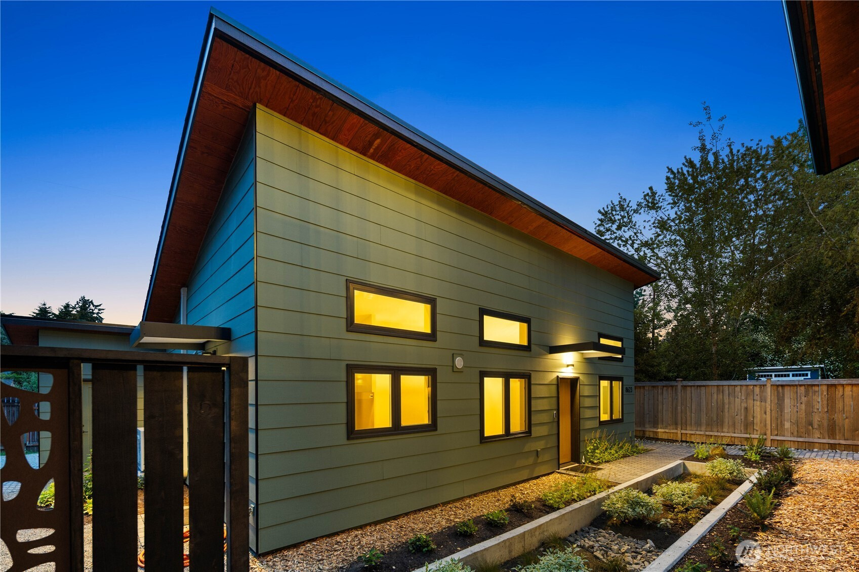 8623 30th Avenue SW, Seattle, WA 98126