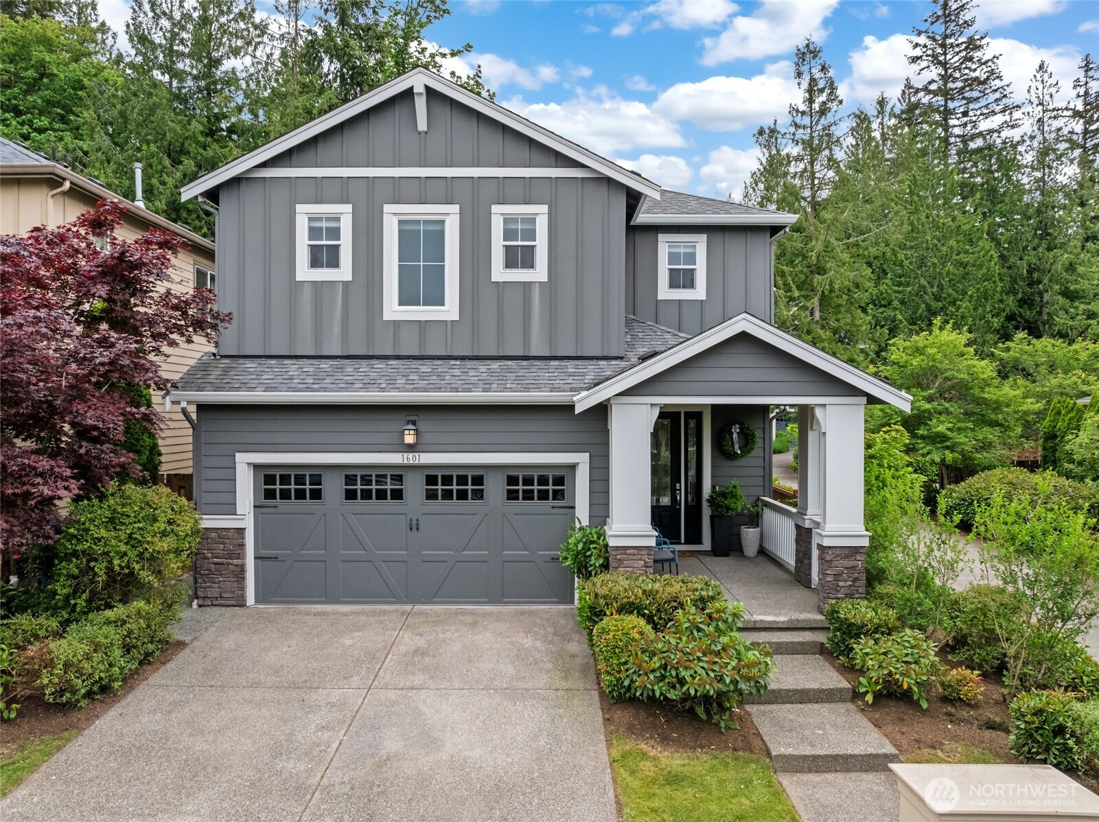 1601 NE Falls Drive, Issaquah, WA 98029