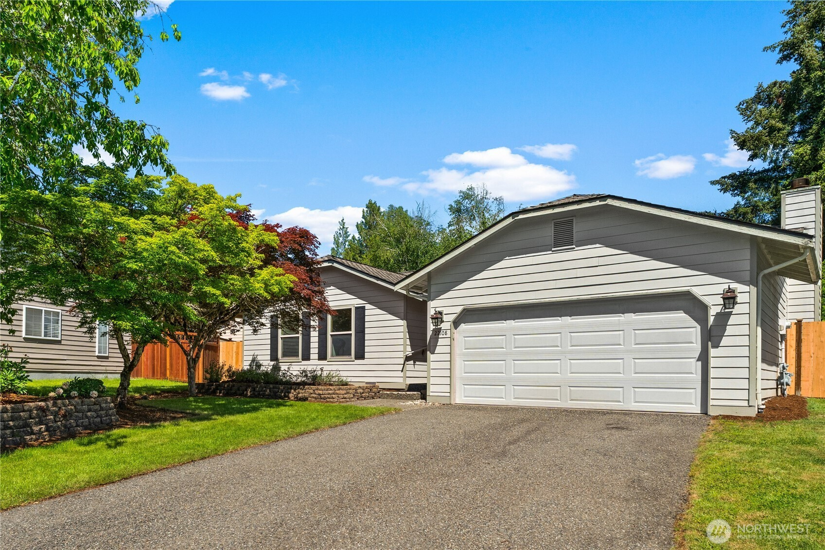 22108 SE 251st Court, Maple Valley, WA 98038