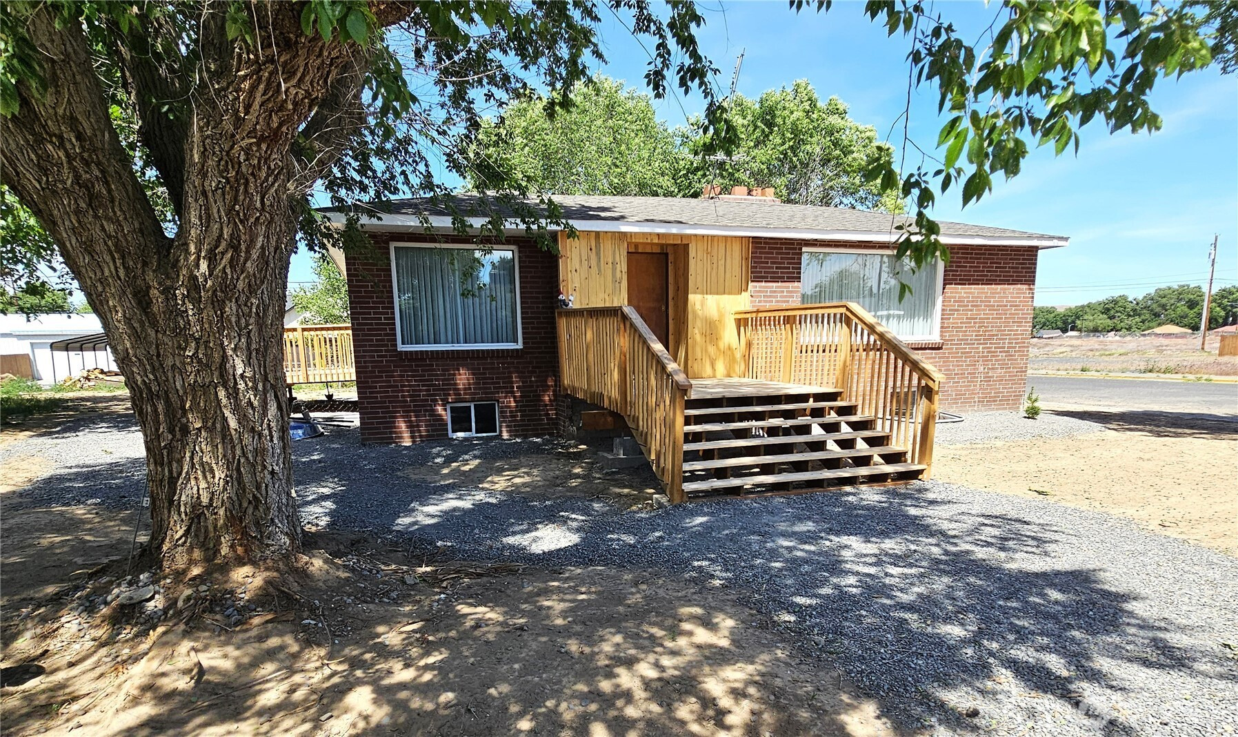134 4th Avenue SE, Soap Lake, WA 98851
