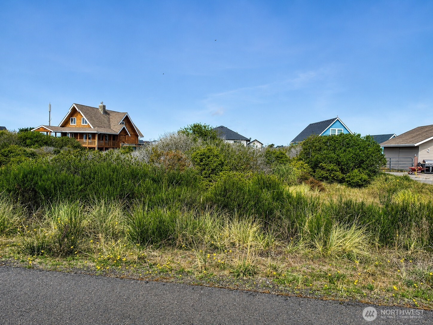 420 S Bel Air Loop SW, Ocean Shores, WA 98569