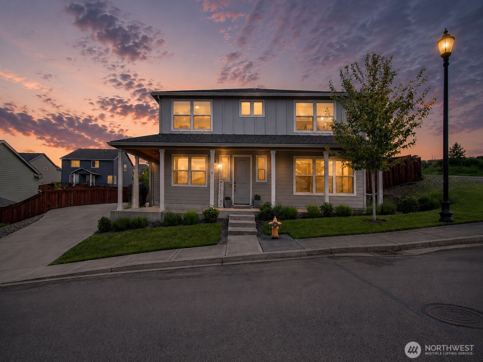2307 E 6th Street, La Center, WA 98629