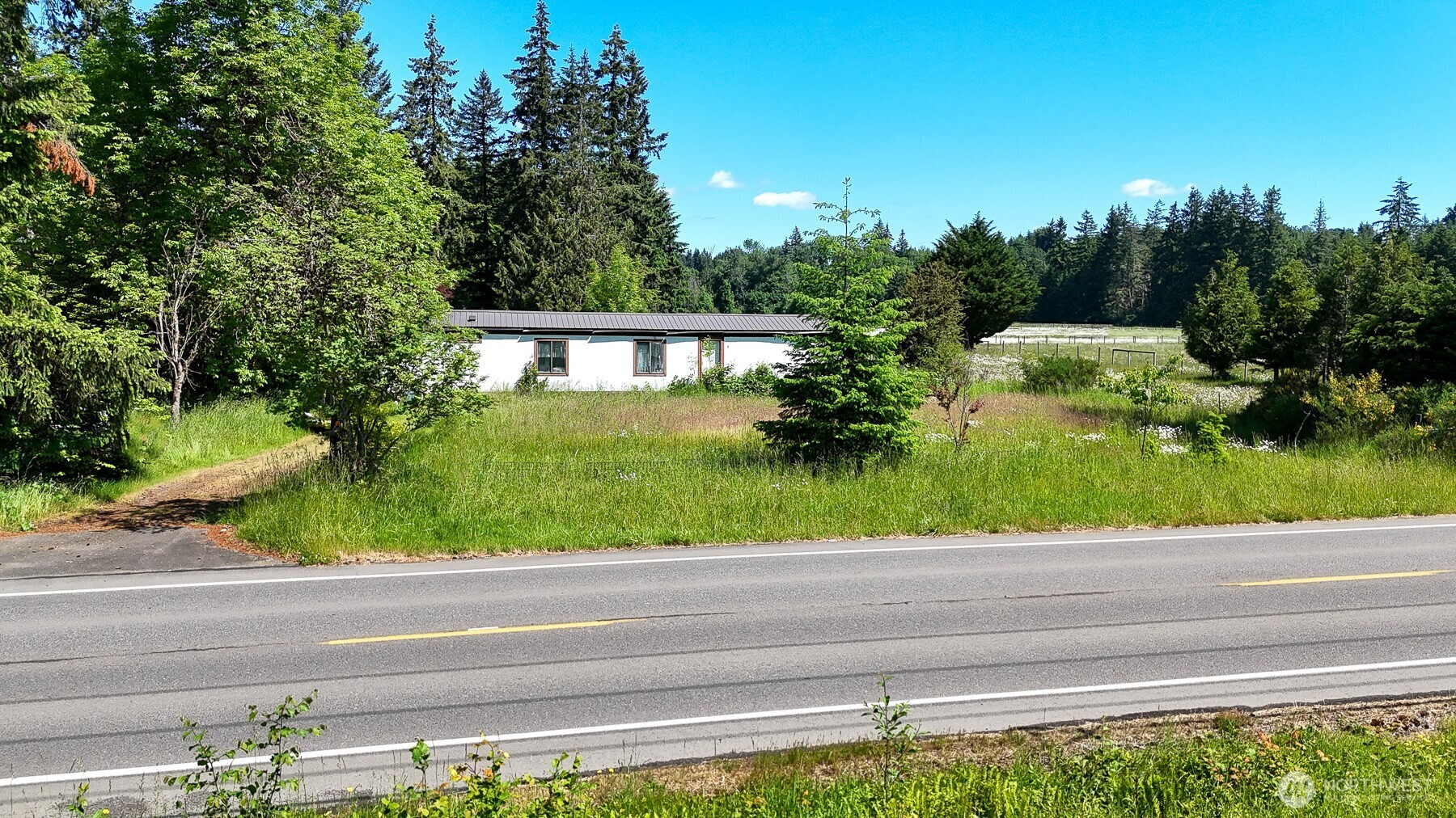 9824 James Road SW, Rochester, WA 98579