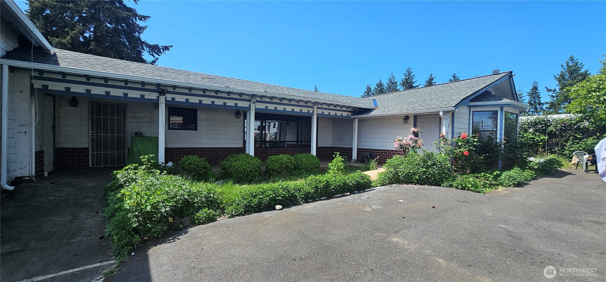 9722 South Tacoma Way, Lakewood, WA 98499