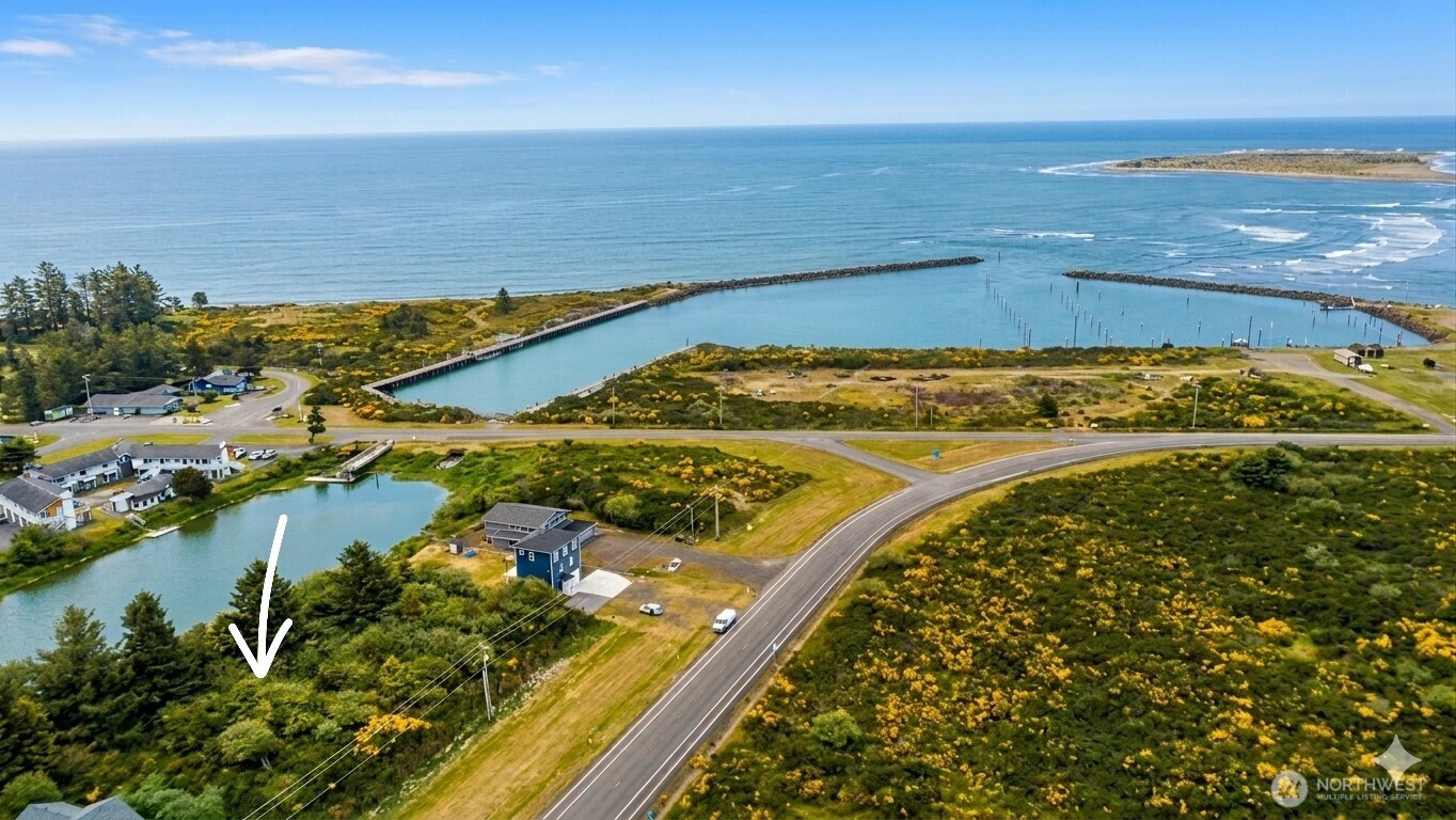 1026 Point Brown Avenue SE, Ocean Shores, WA 98569