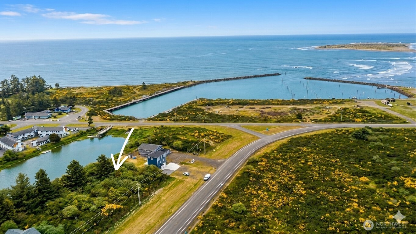 1032 Point Brown Avenue SE, Ocean Shores, WA 98569