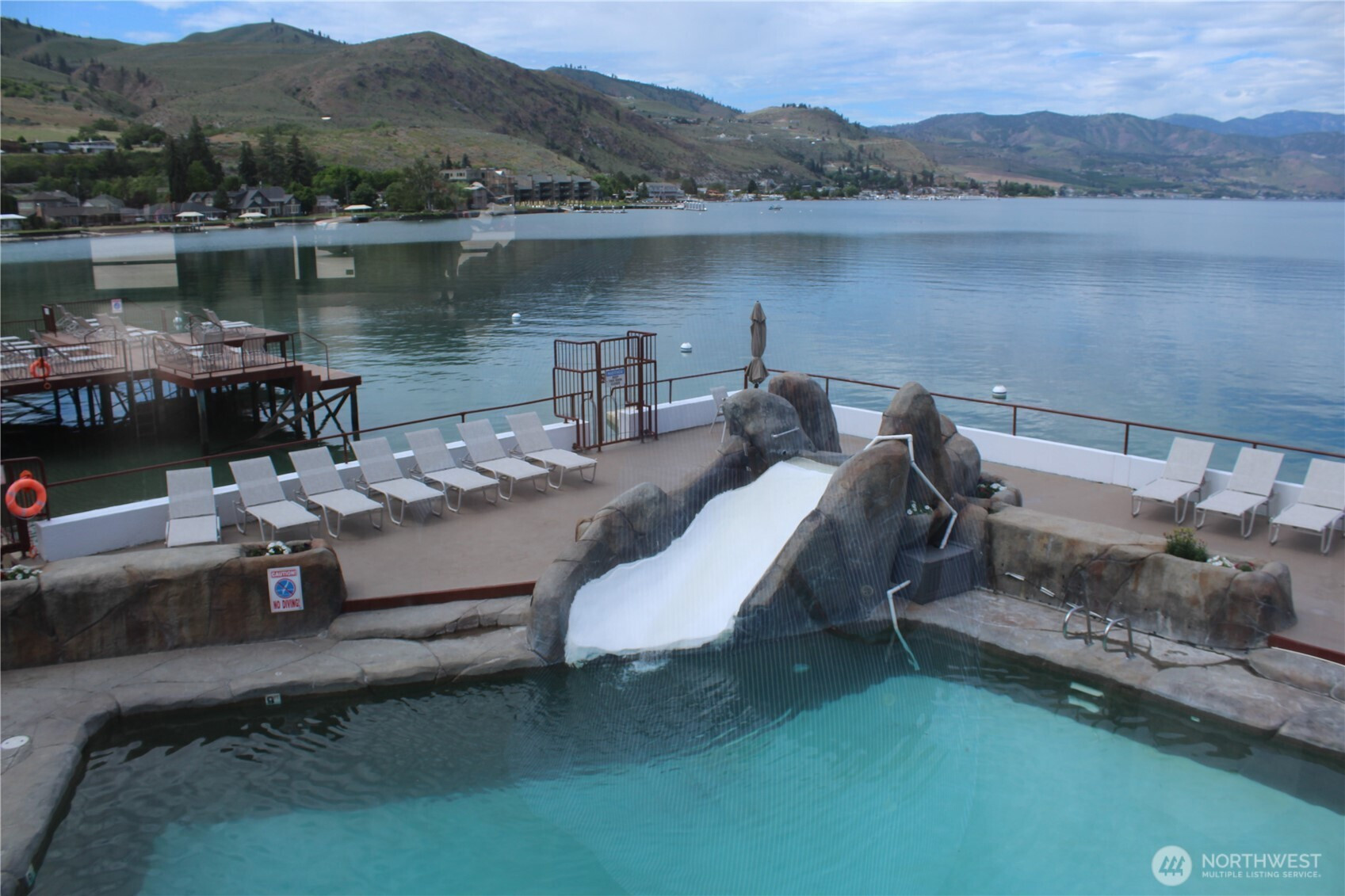 322 W Woodin Avenue, Chelan, WA 98816