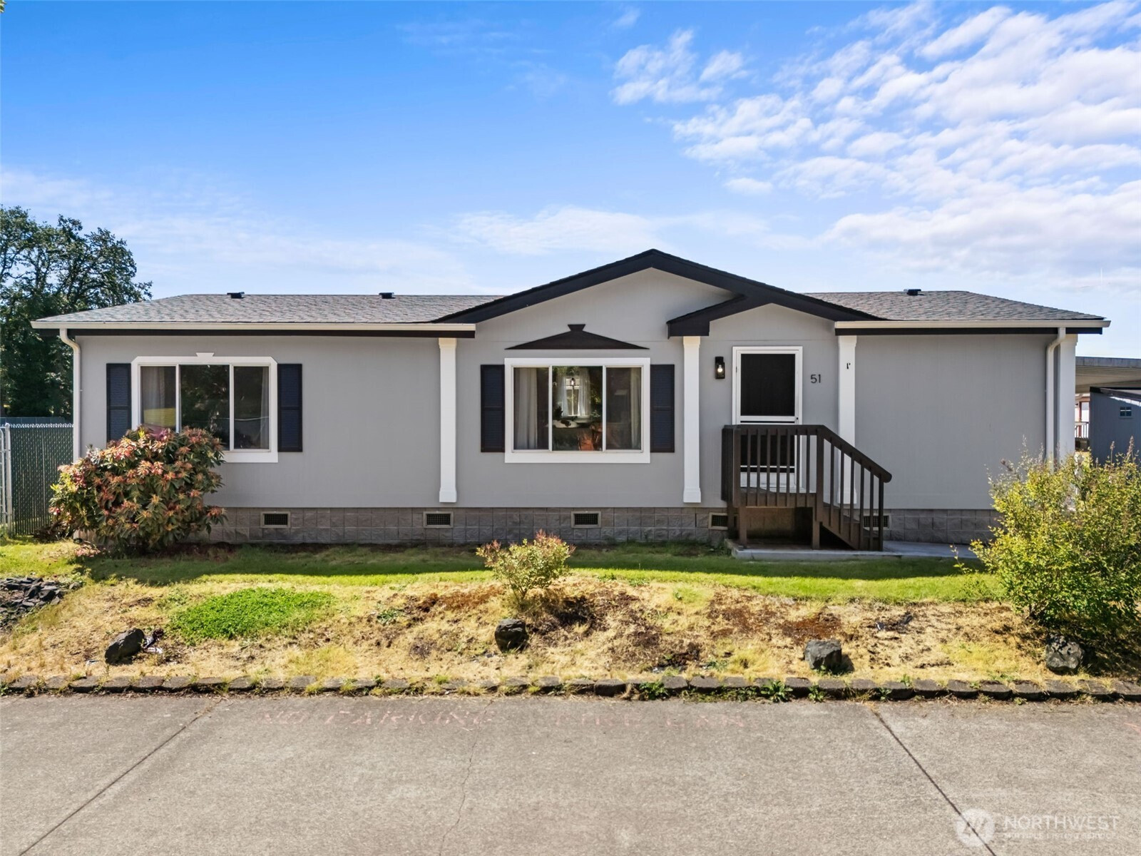 201 w Oakview, Centralia, WA 98531