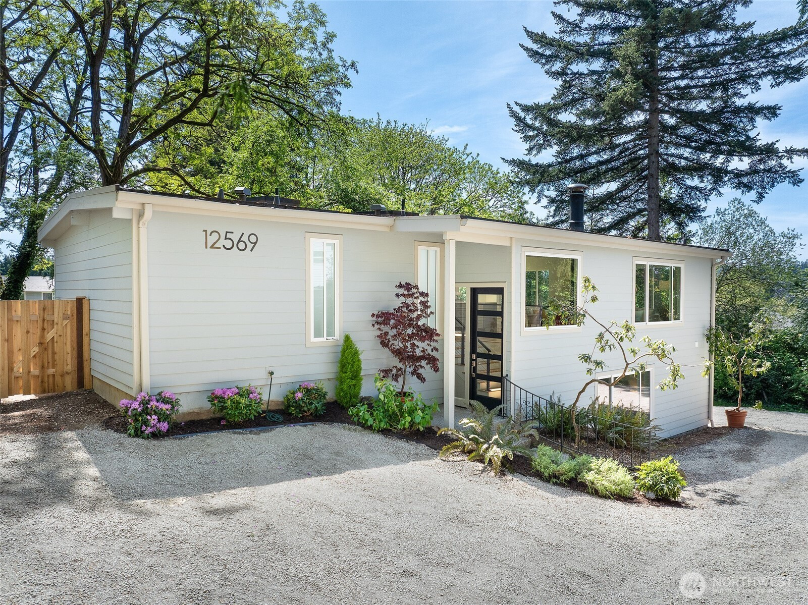 12569 37th Avenue NE, Seattle, WA 98125