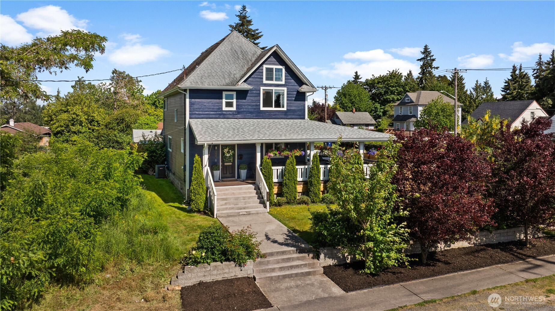 9811 74th Avenue E, Puyallup, WA 98373