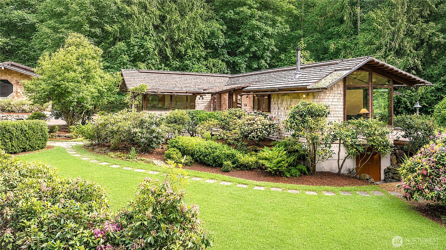 19611 NE Redmond Road, Redmond, WA 98053