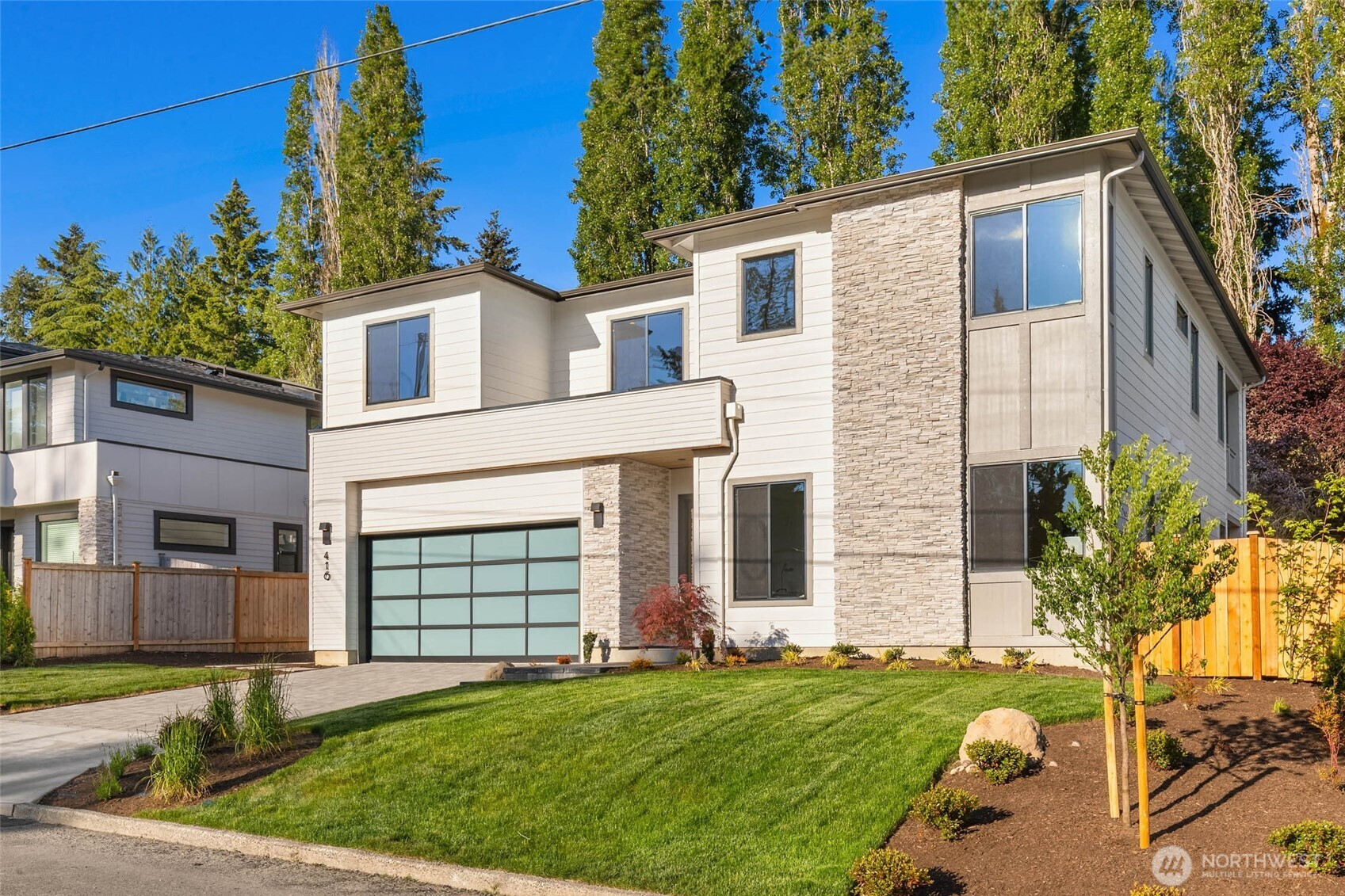 416 155th Avenue SE, Bellevue, WA 98007