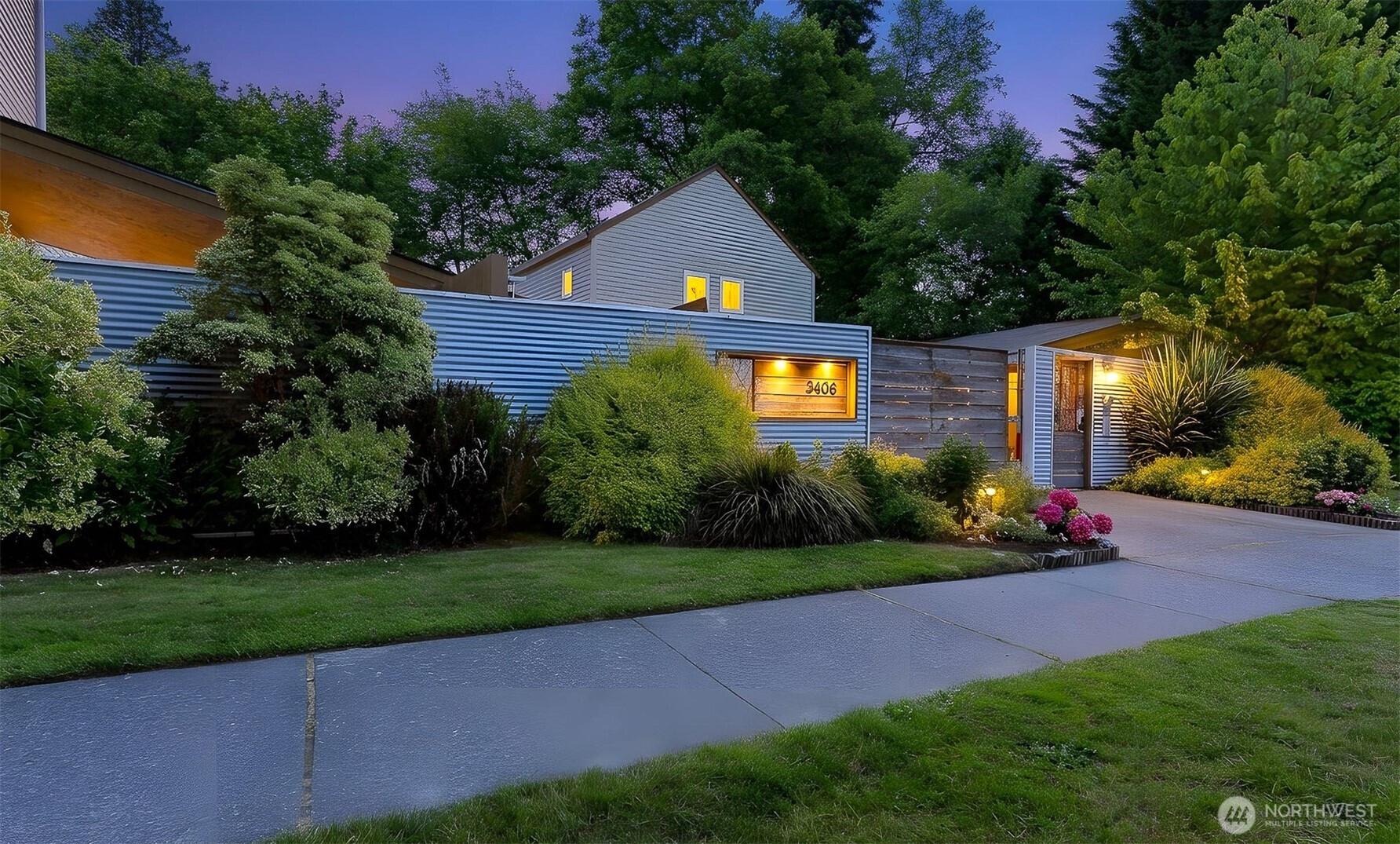 3406 W Government Way, Seattle, WA 98199