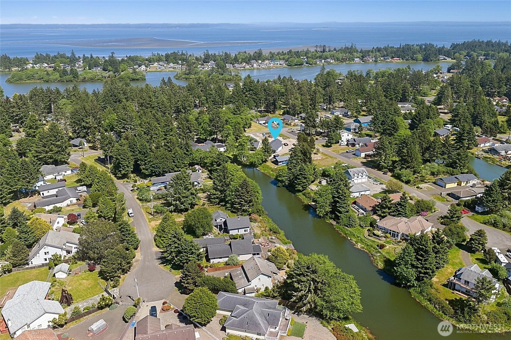647 Skamokawa Court SE, Ocean Shores, WA 98569