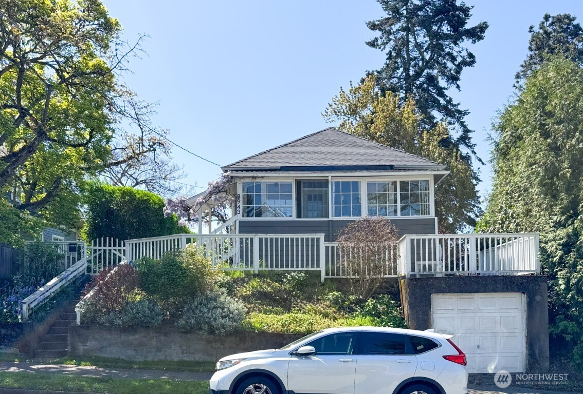 3943 S Orcas Street, Seattle, WA 98118
