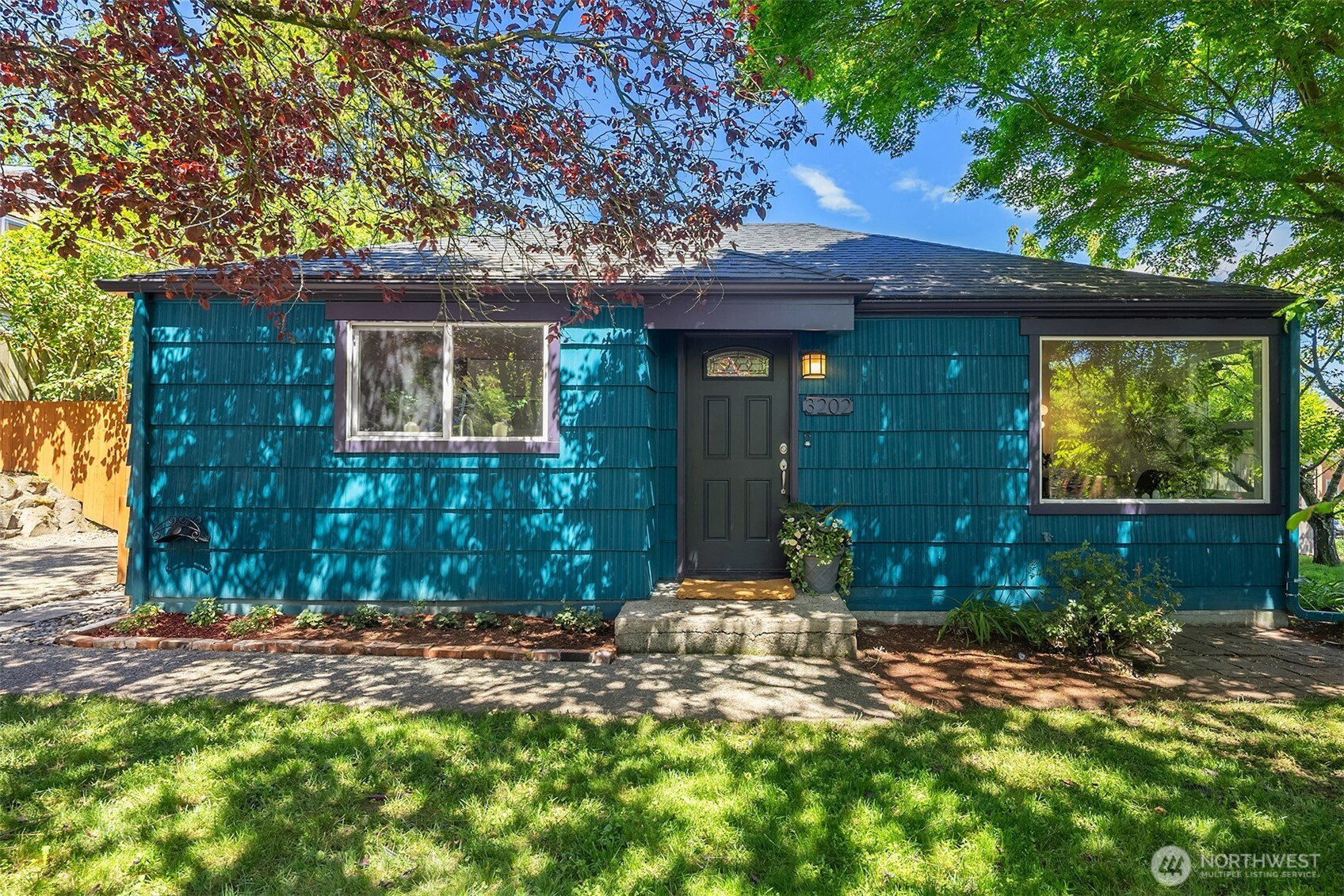 3202 SW Raymond Street, Seattle, WA 98126