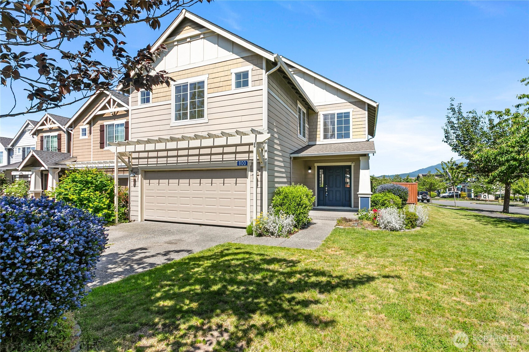 800 Crested Butte Boulevard, Mount Vernon, WA 98273