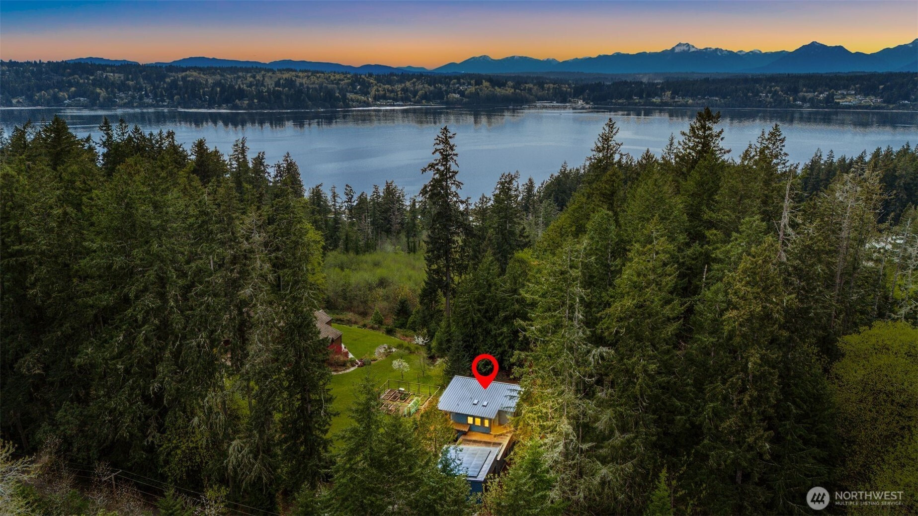 10143 Battle Point Drive NE, Bainbridge Island, WA 98110