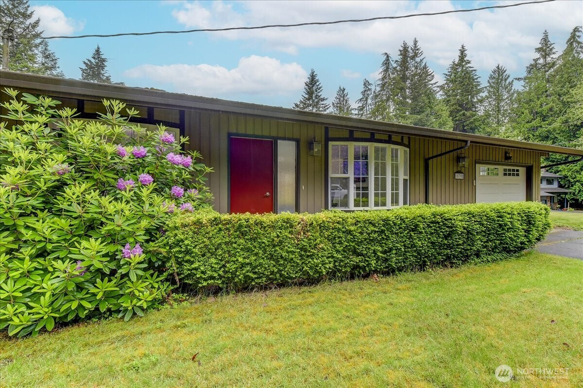 15708 70th Avenue W, Edmonds, WA 98026