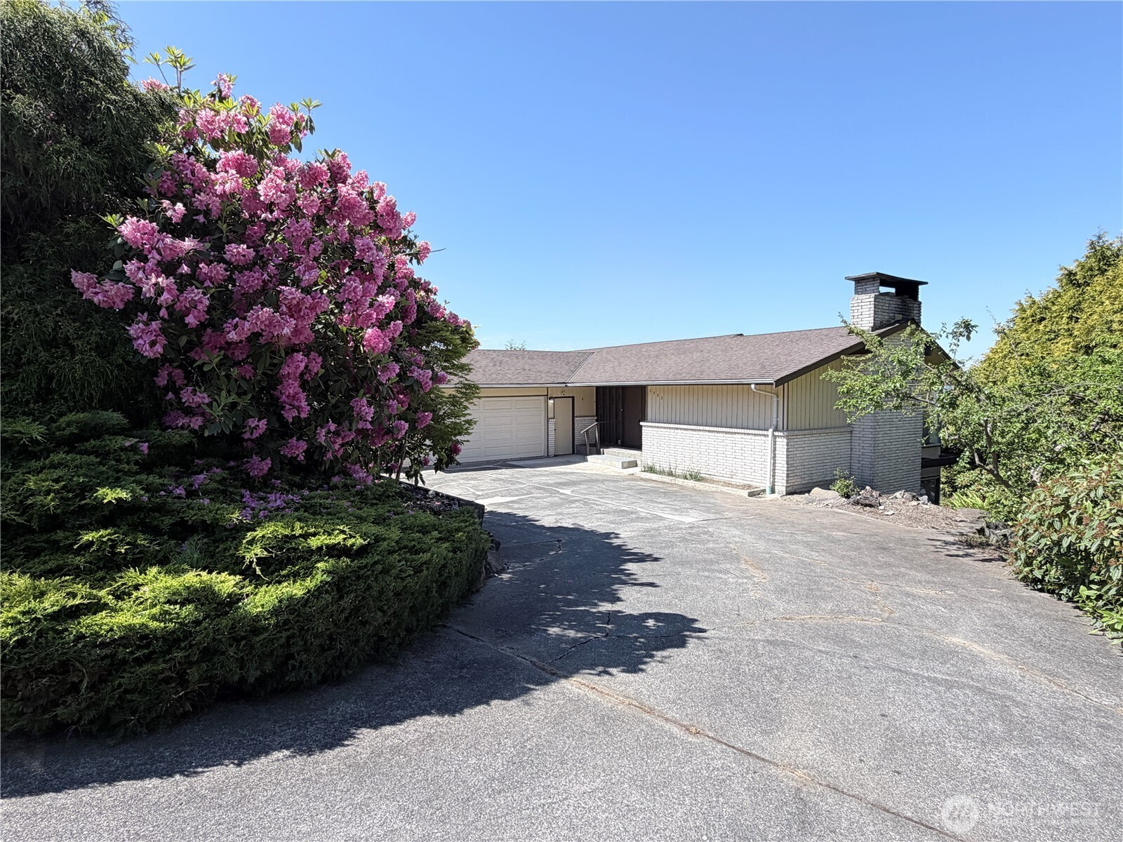 2505 Hillside Lane, Everett, WA 98203