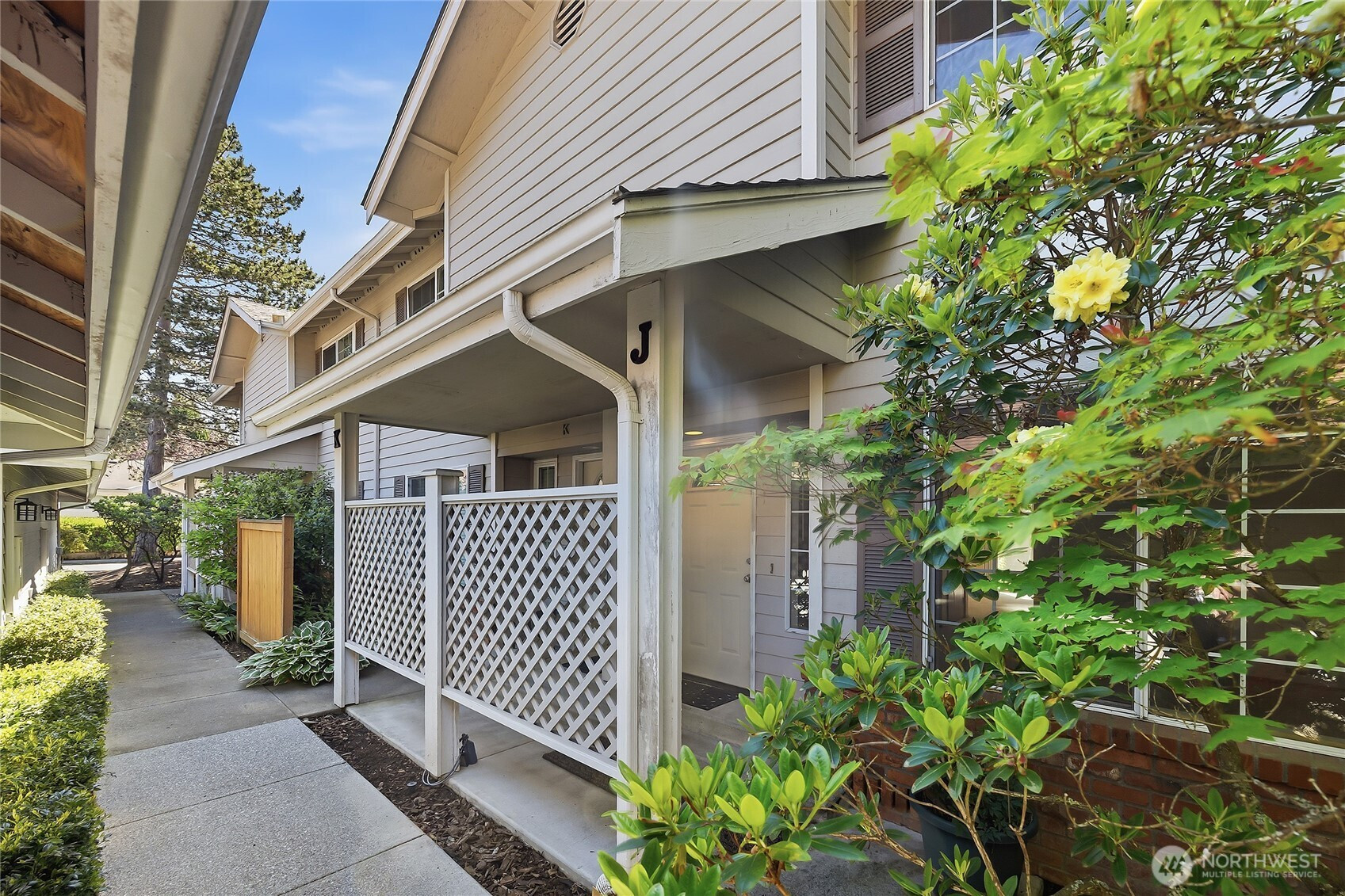19620 80th Avenue W, Edmonds, WA 98026