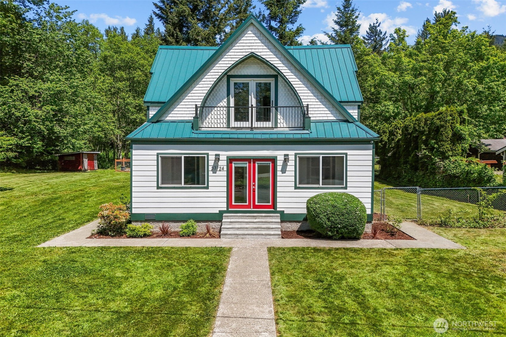 33724 SE Hudson Road, Ravensdale, WA 98051