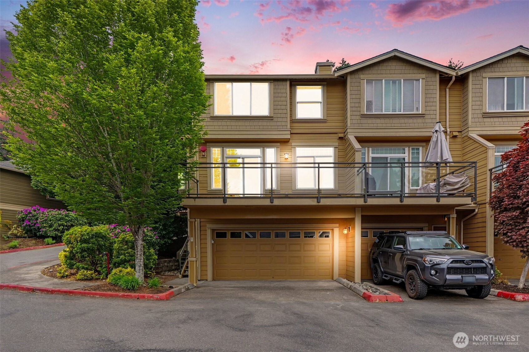 23300 SE Black Nugget Road, Issaquah, WA 98029