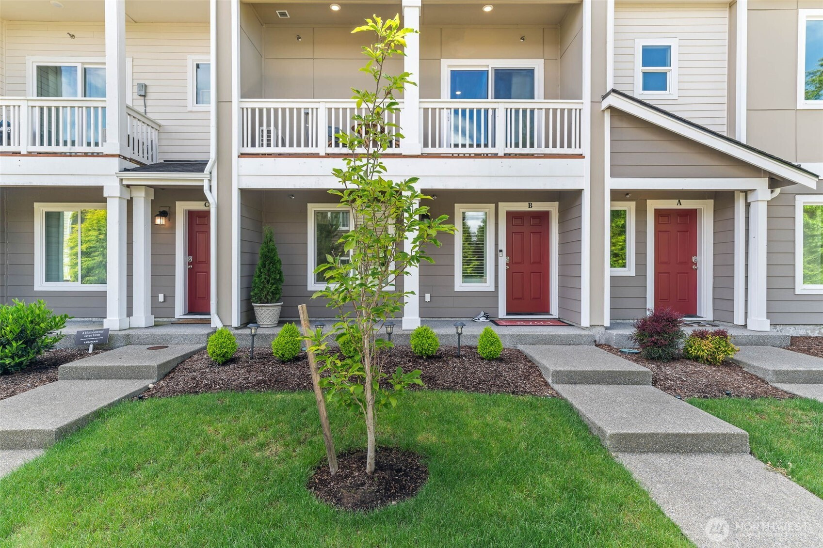 8794 Corona Court NE, Lacey, WA 98516