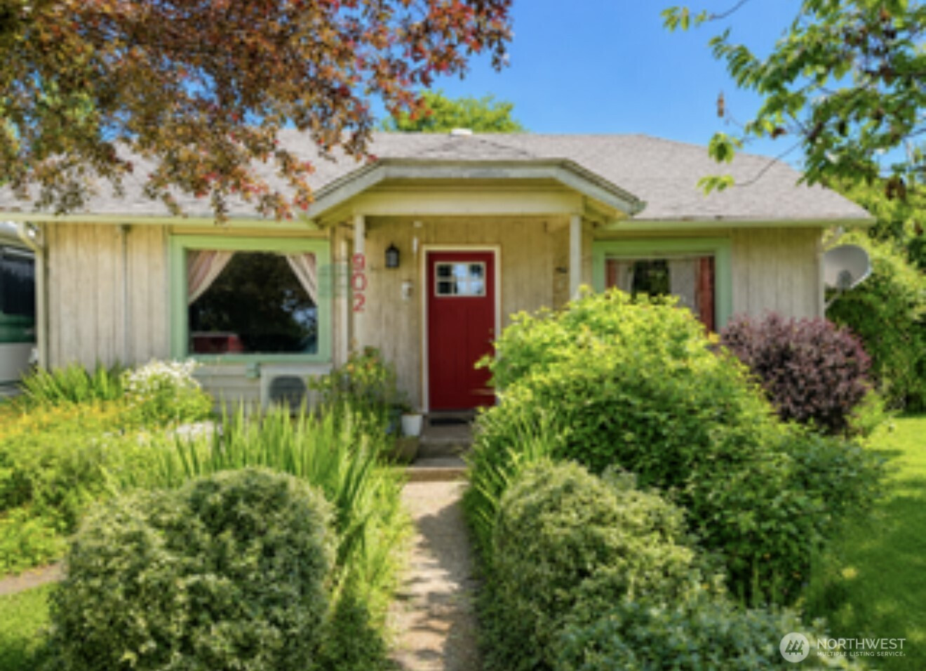 902 Harding Road, Aberdeen, WA 98520