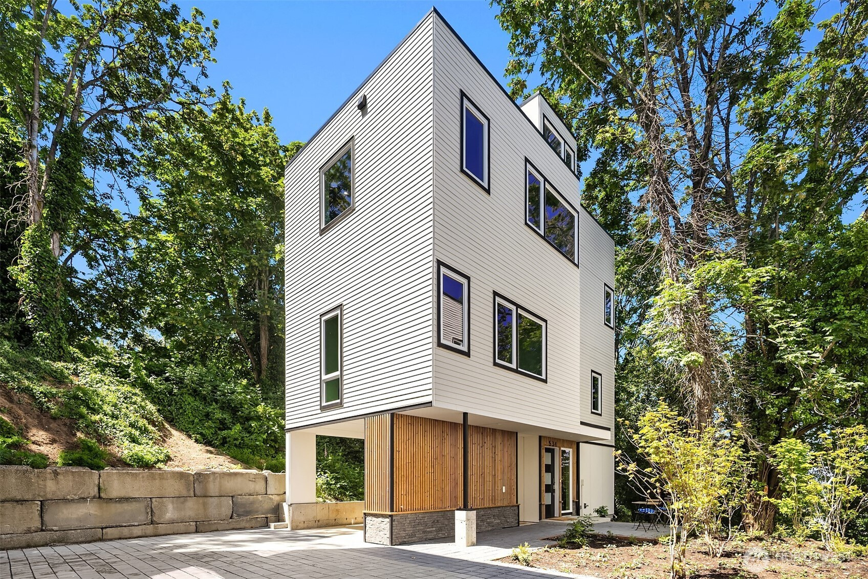534 W Barrett Street, Seattle, WA 98119
