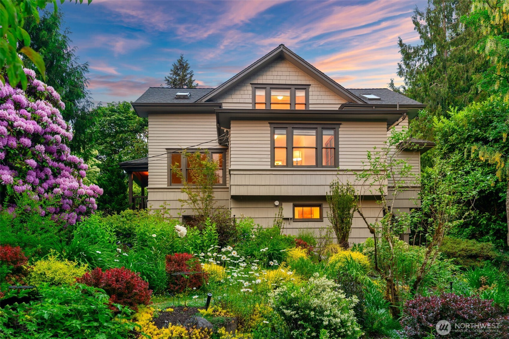 2701 NE 94th Street, Seattle, WA 98115