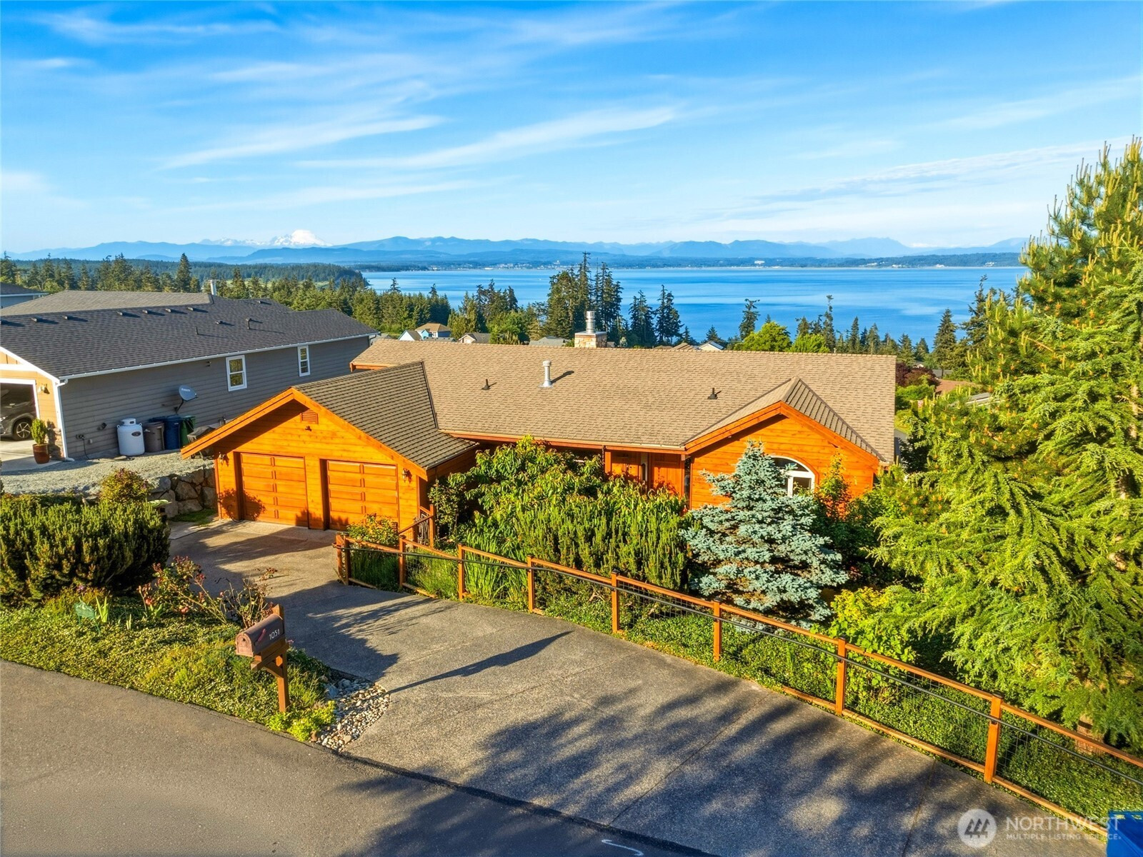 1051 Lightning Way, Camano Island, WA 98282