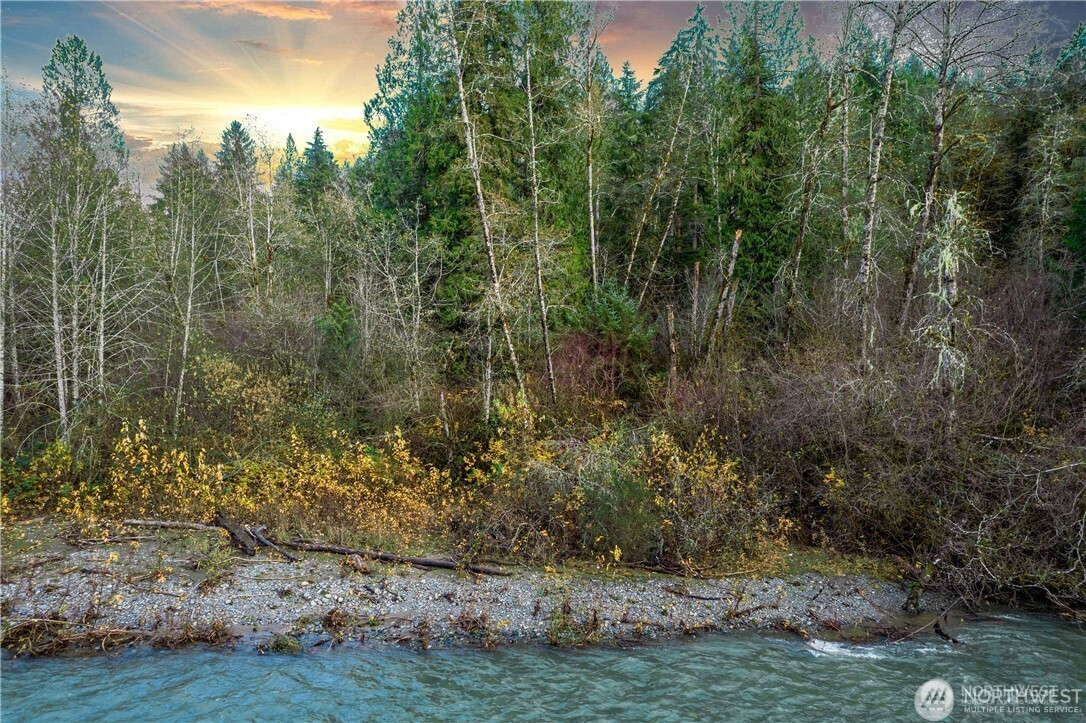 0 Tolt River, Carnation, WA 98014