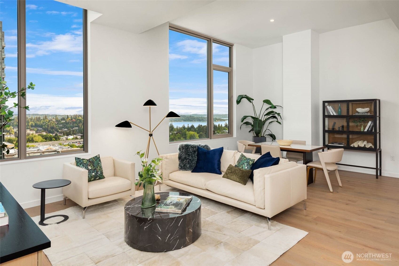 10232 NE 10th Street, Bellevue, WA 98004