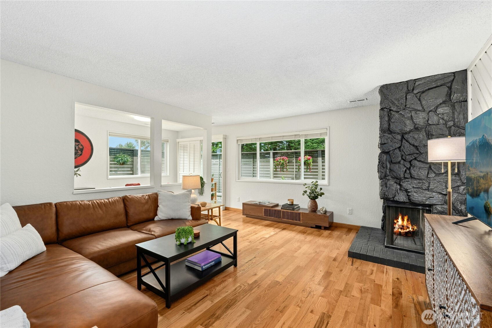 9523 NE 180th Street, Bothell, WA 98011