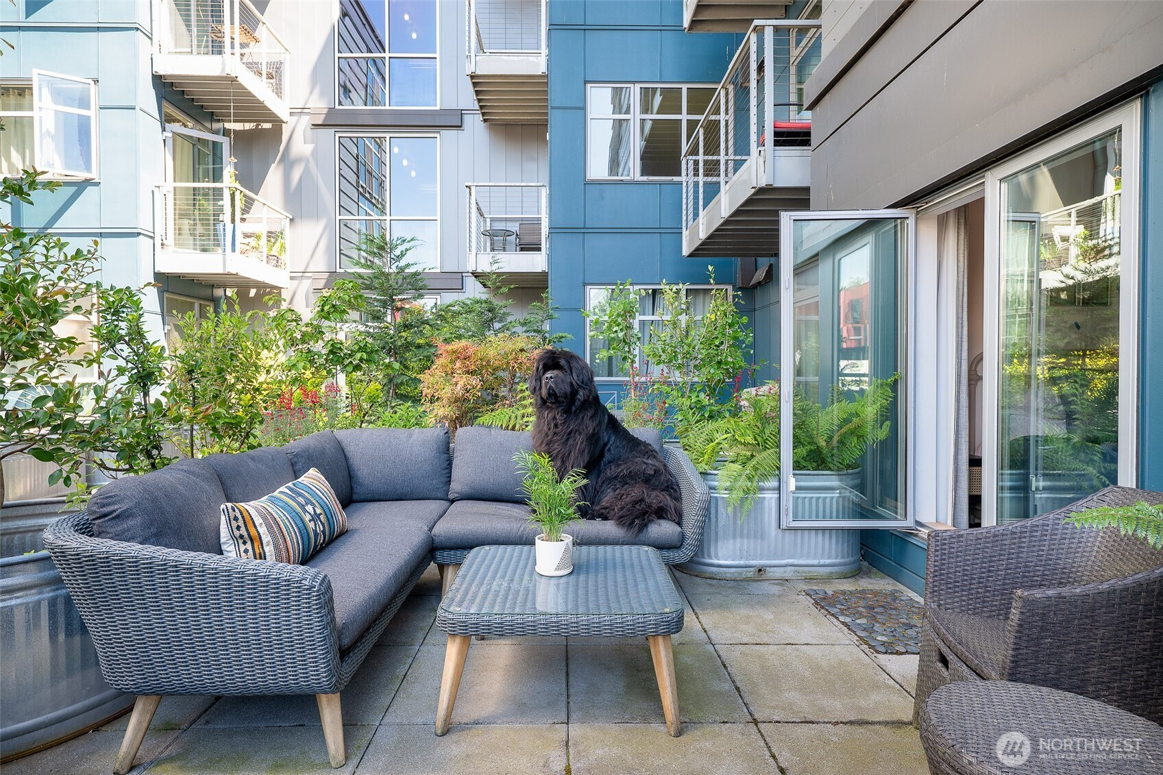 1414 12th Ave, Seattle, WA 98122