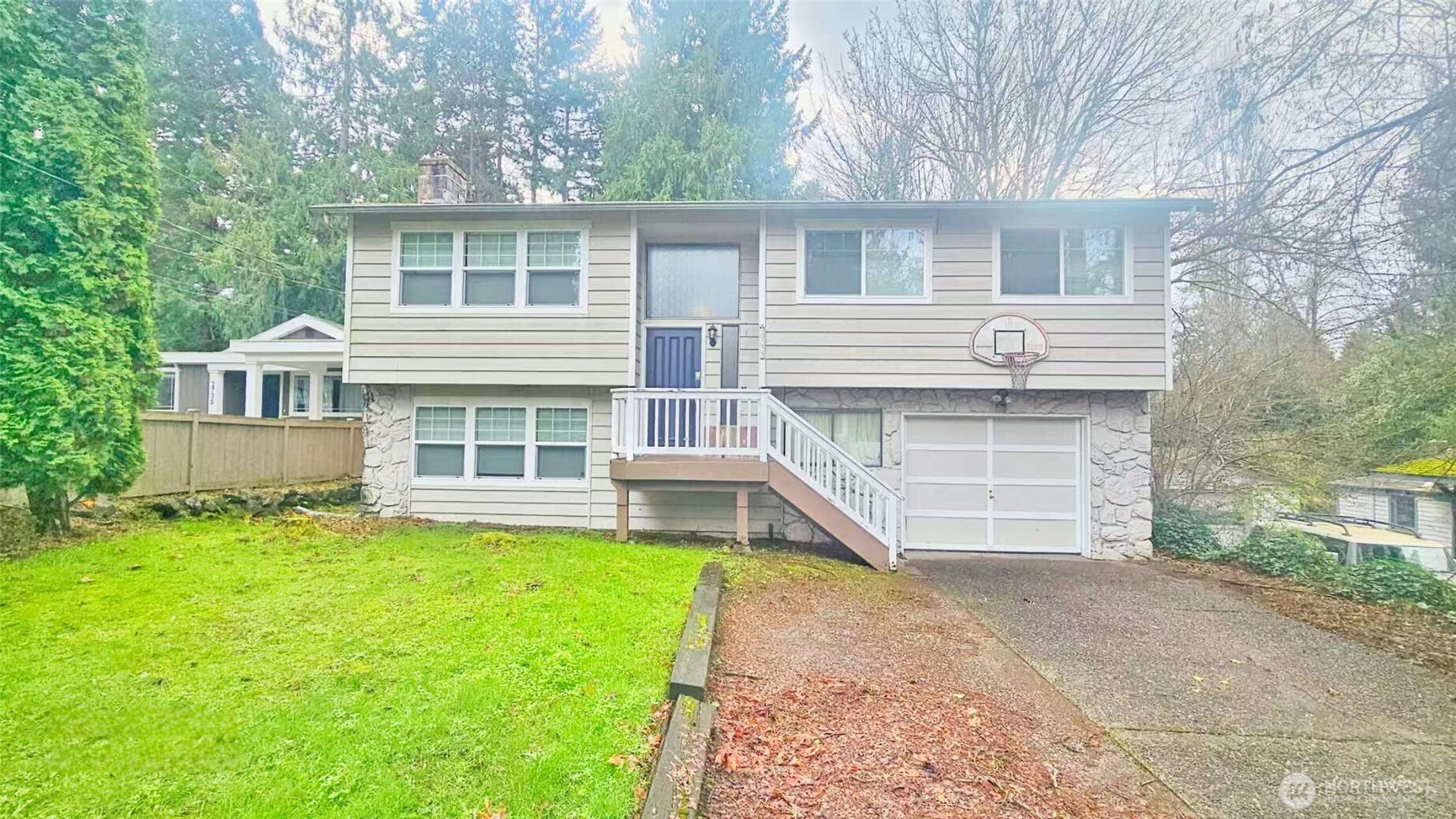 2733 NE 94th Street, Seattle, WA 98115