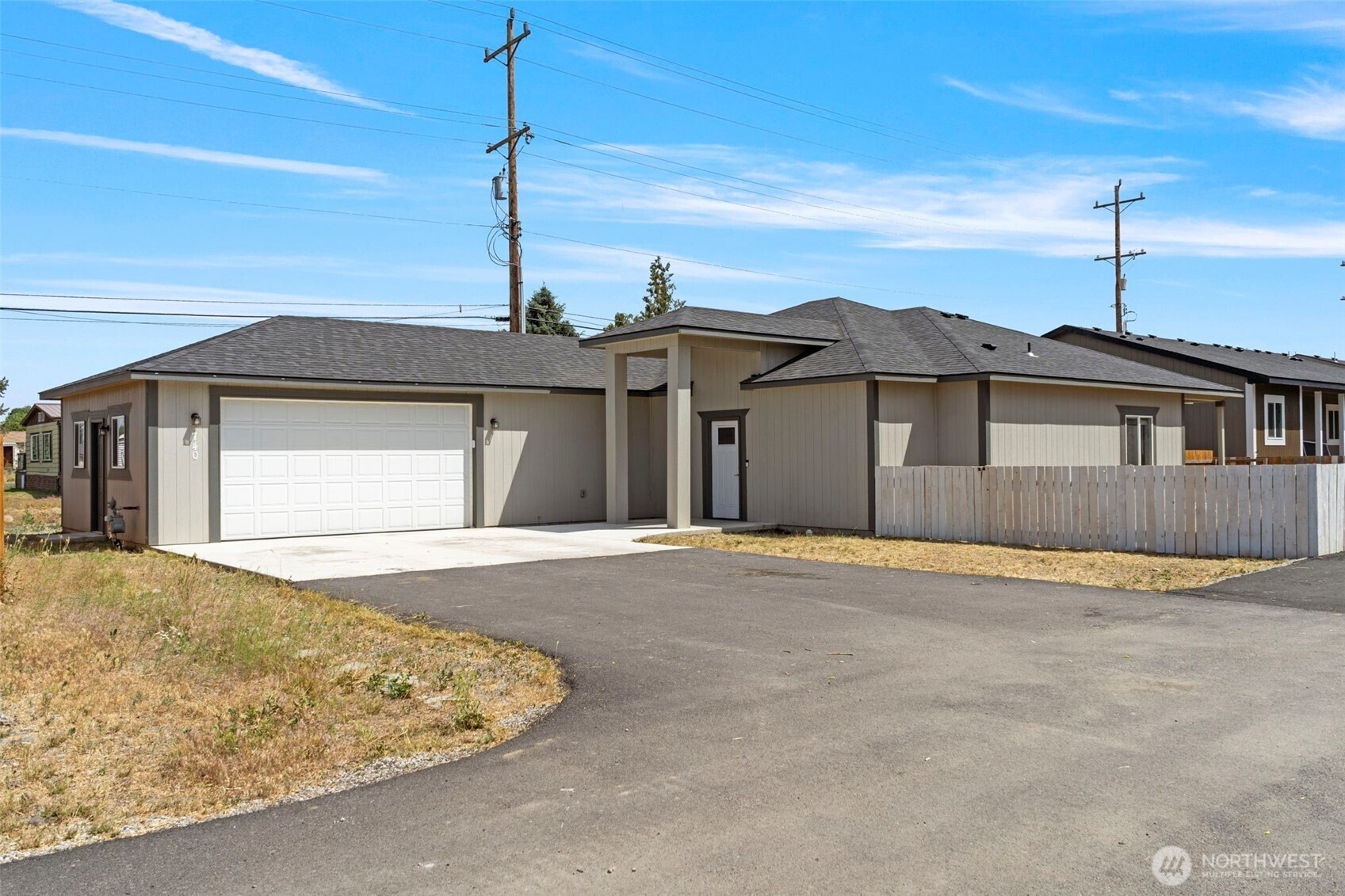 740 S Sixth Avenue, Connell, WA 99326