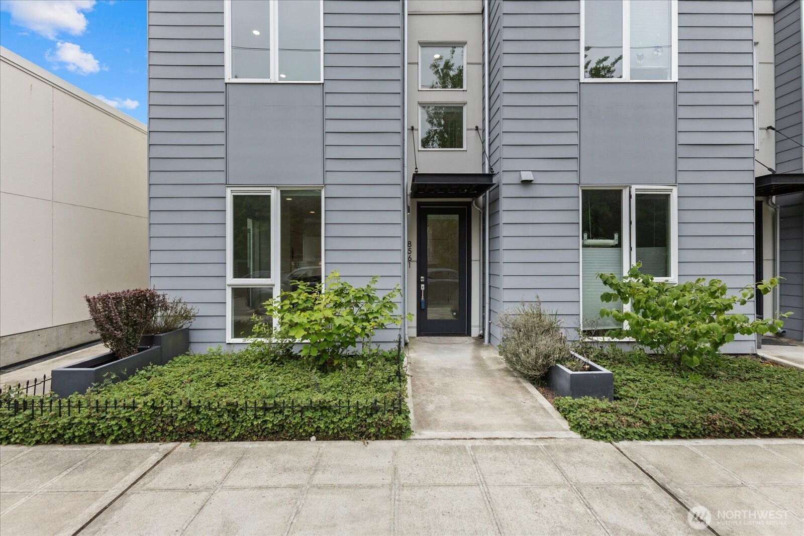 8561 Mary Avenue NW, Seattle, WA 98117