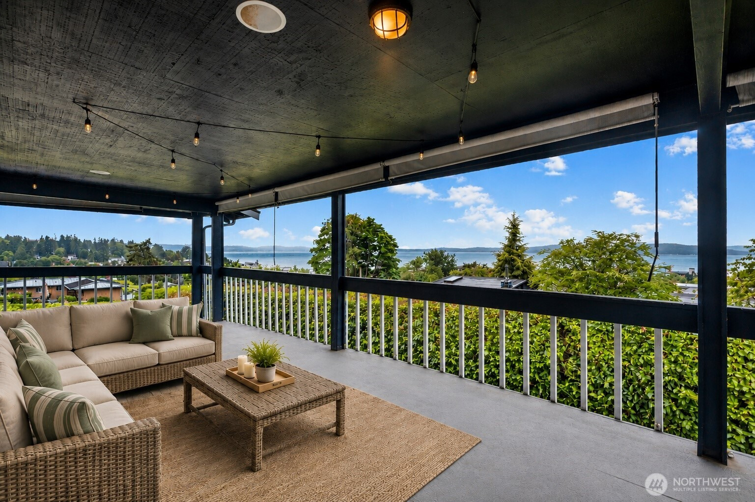 22525 10th Avenue S, Des Moines, WA 98198