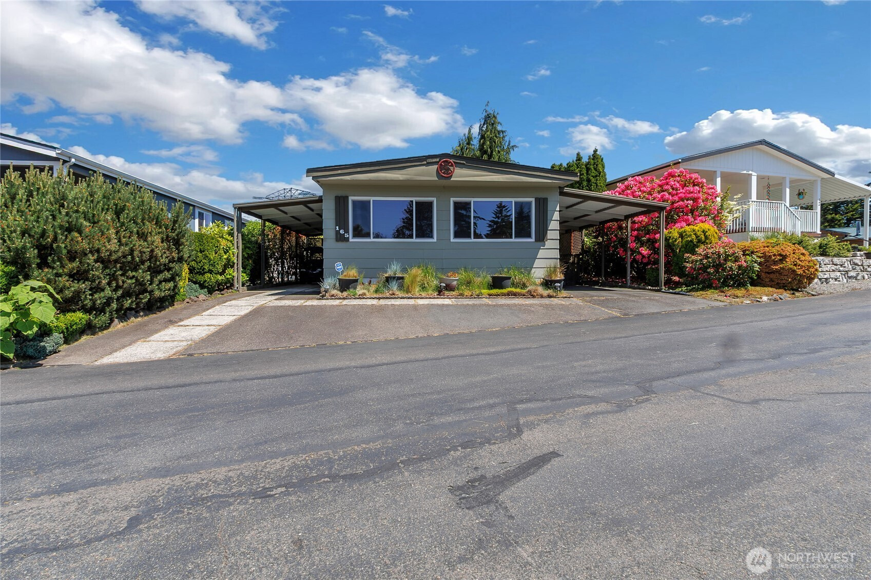 2101 S 324th Street, Federal Way, WA 98003