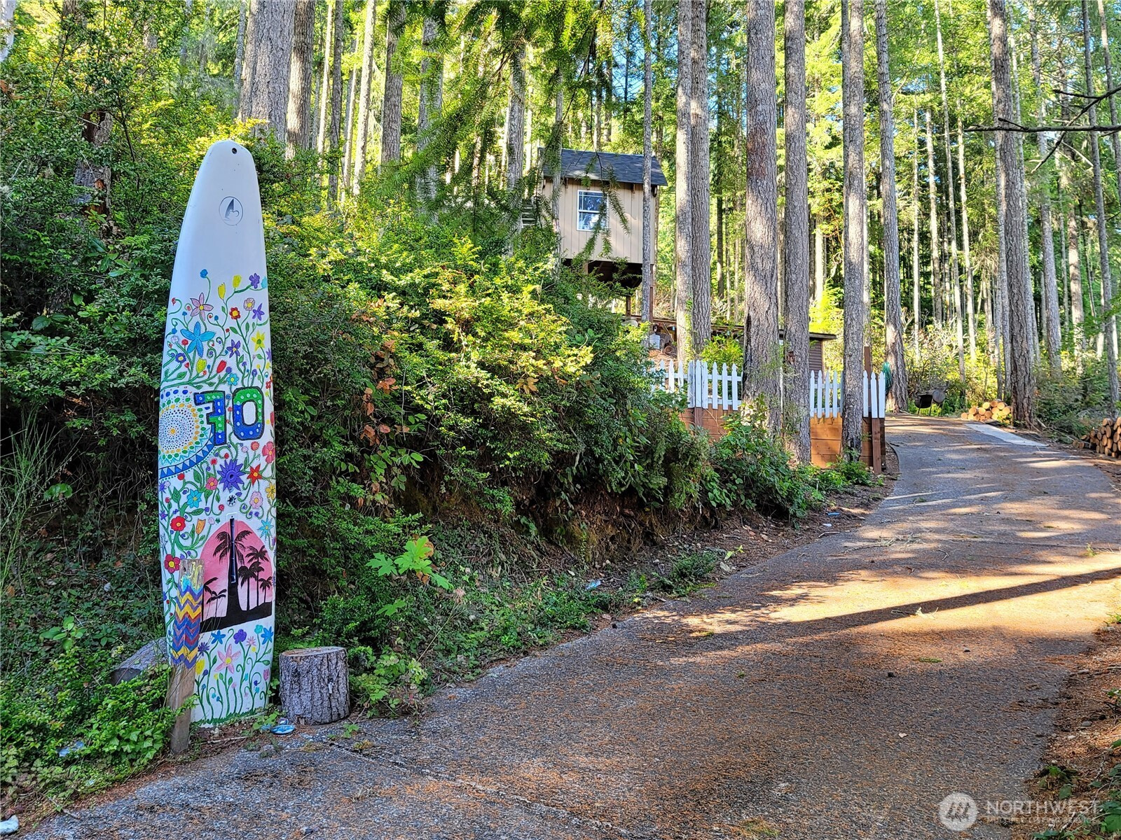 70 N Colony Surf Drive, Lilliwaup, WA 98555