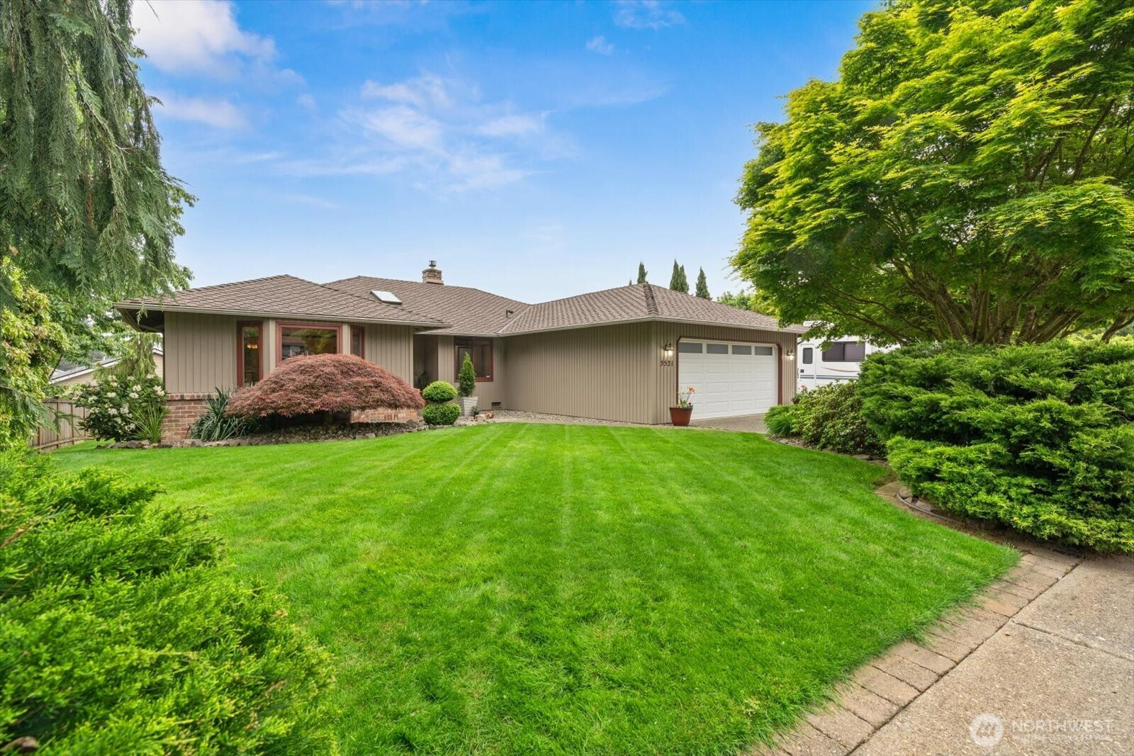 5521 127th Place SE, Snohomish, WA 98296